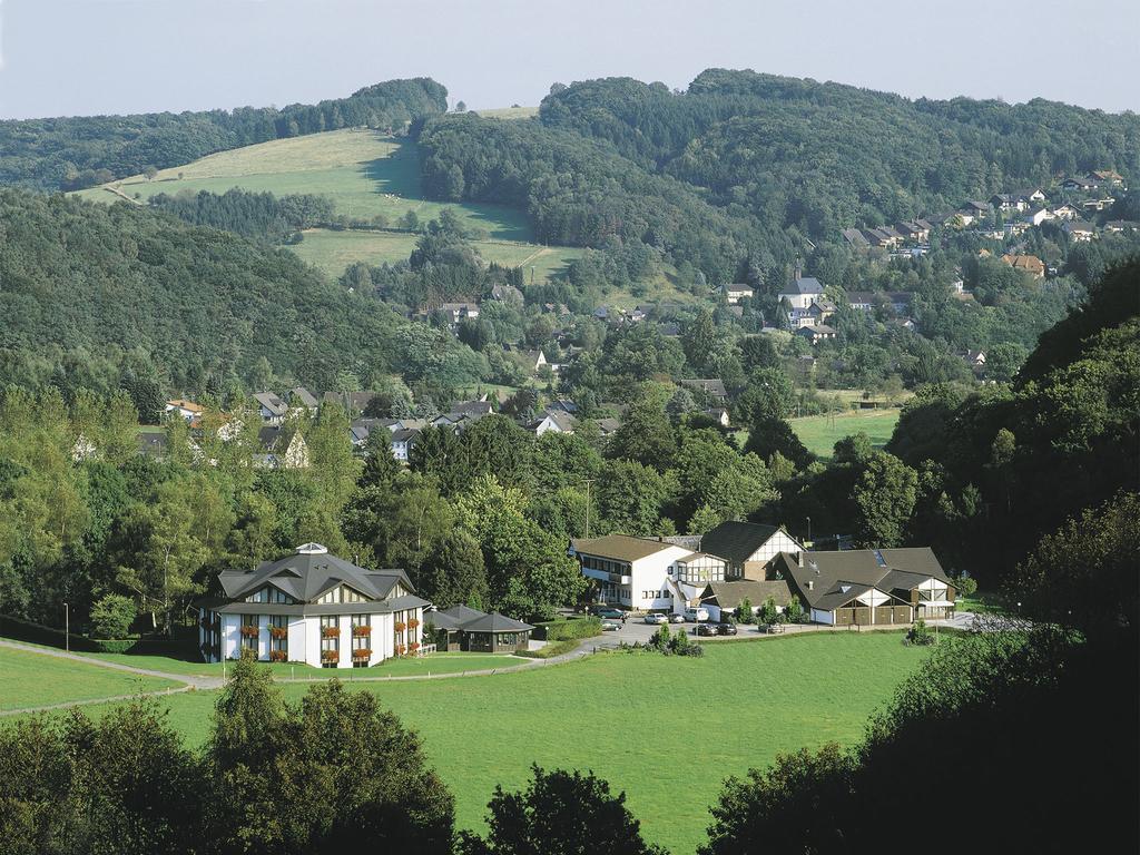 Landhotel Naafs-Häuschen Lohmar Buitenkant foto