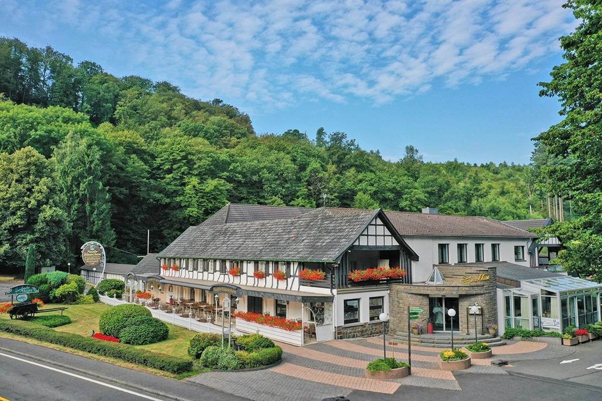 Landhotel Naafs-Häuschen Lohmar Buitenkant foto